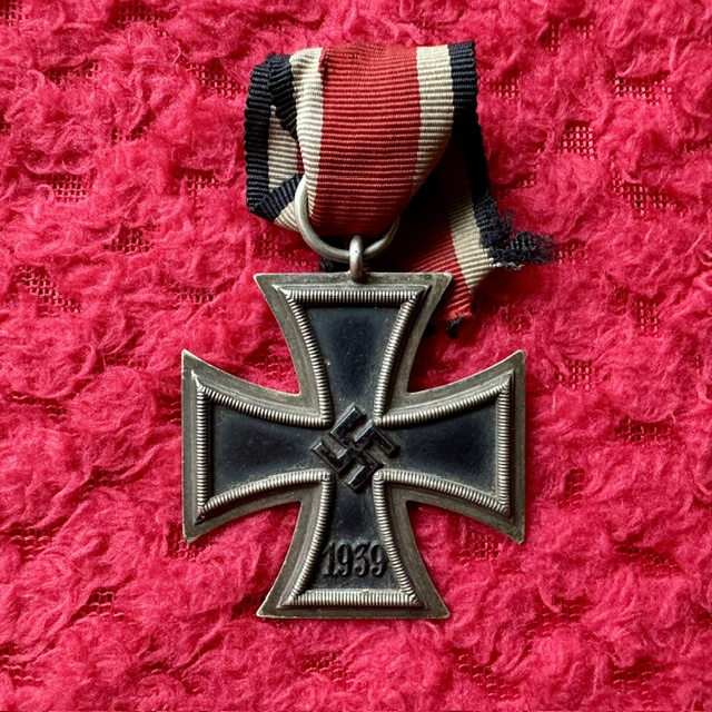 WW2 Iron Cross 8.jpeg_23171